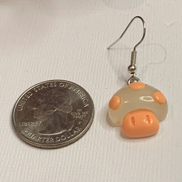 Mushroom Earring, Mario Earring, Gift Idea, Silly Earring, Anime Earring - Picture 5 of 5